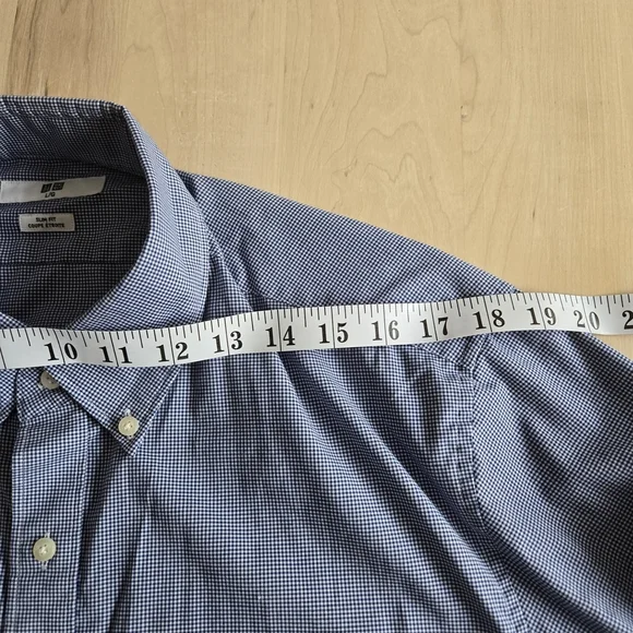 Uniqlo Blue Checkered Dress Shirt - Picture 6 of 8